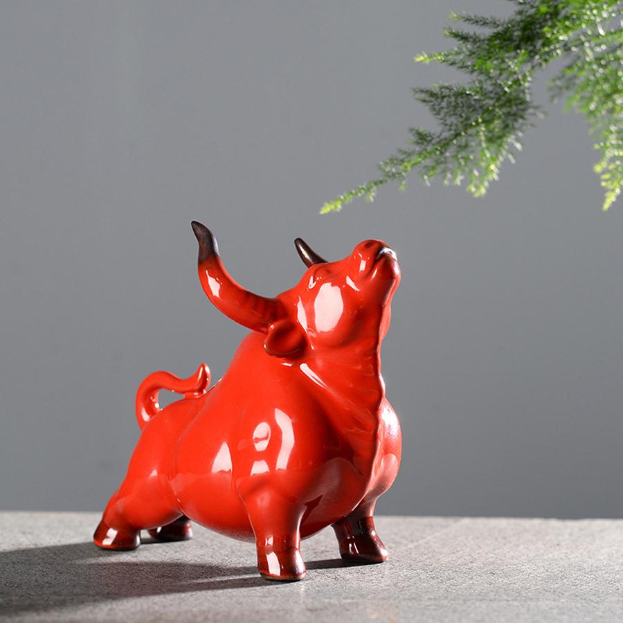 Luxury Ceramic Retro Bronze or Red Lucky Cattle Cow Ox Statue Nordic Home Decor Bull Sculpture Desk Ornament Animal Figurine Toy