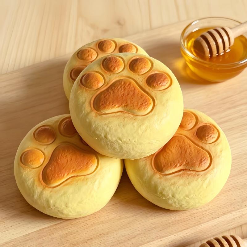 Cat Paw Stress Relief Toy Slow Rebound Realistic Bread Texture Soft Squishy Fidget Toy for Adults Kids Christmas Gift Use