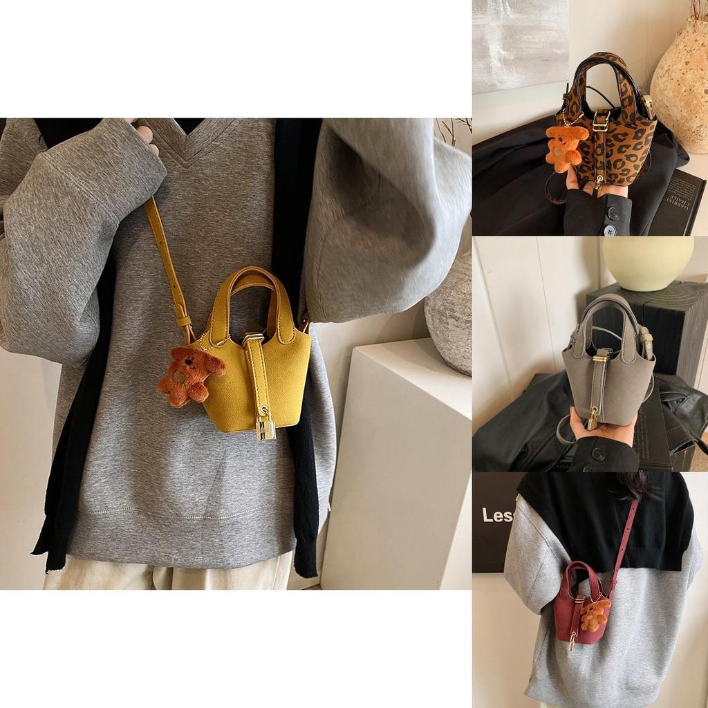 Fashionable Brown Pu Tote Bag For Girls With Stylish Basket Design And Durable Material