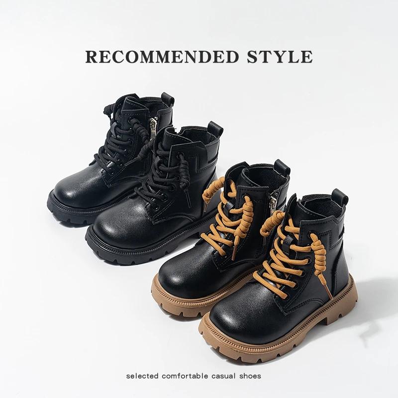 2024 Детские короткие ботинки для девочек и мальчиков, зимняя новая мода в корейском британском стиле, мягкая подошва, нескользящая, универсальная, теплая обувь