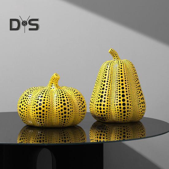 Yellow Polka Dot Pumpkin Statue Mini Pumpkin Resin Sculpture Dotted Pumpkin Figurine Home Office Desktop Decoration Ornament