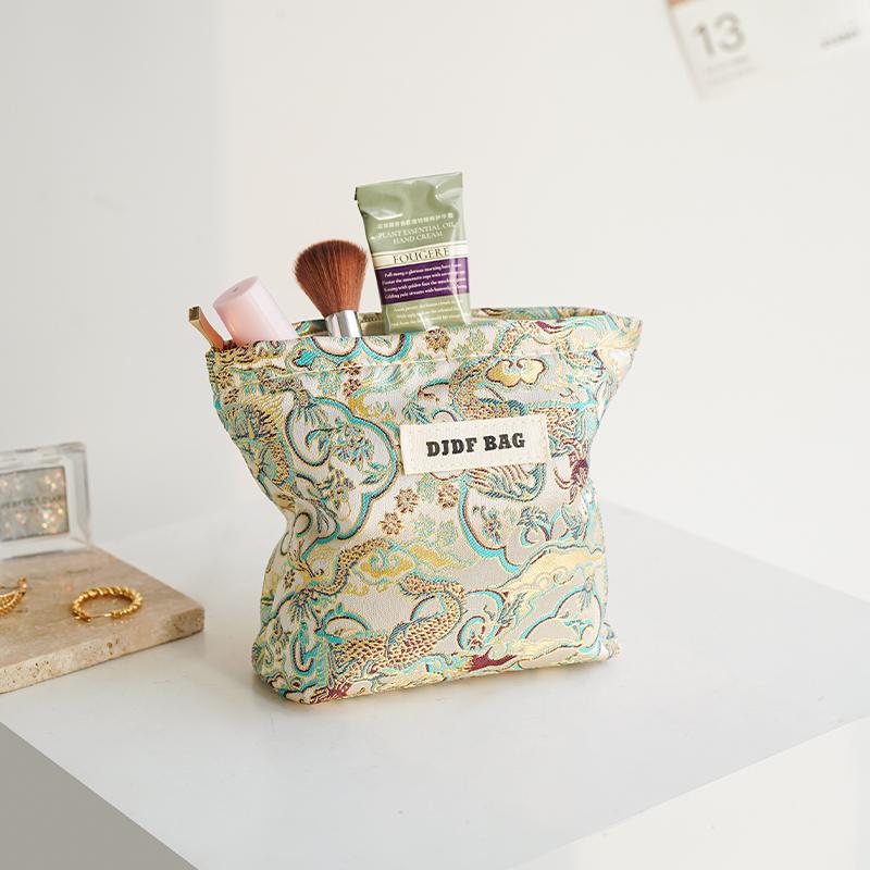 Women's Makeup Bag Small Pink Bow Makeup Lipstick Headphones Storage Bag Portable Coin Purse Commuter Card Holder Ins Style