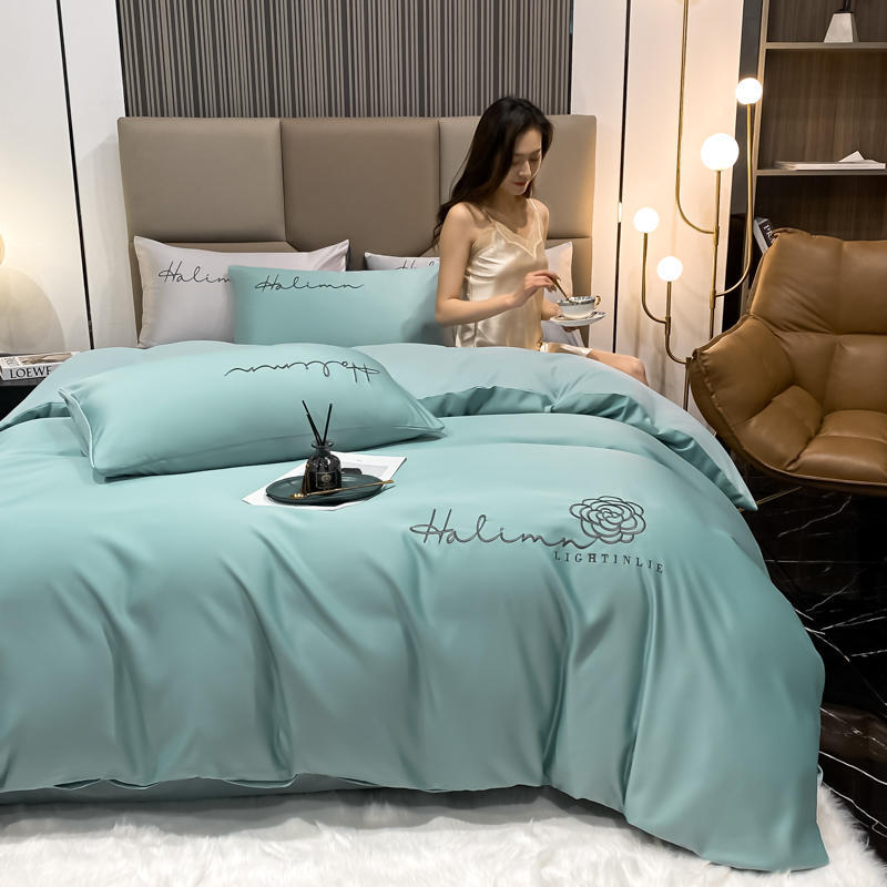 Комплект из четырех предметов из сатина из стираного хлопка, пододеяльник из ледяного шелка, простыня из шелковистой и прохладной ткани Tencel.