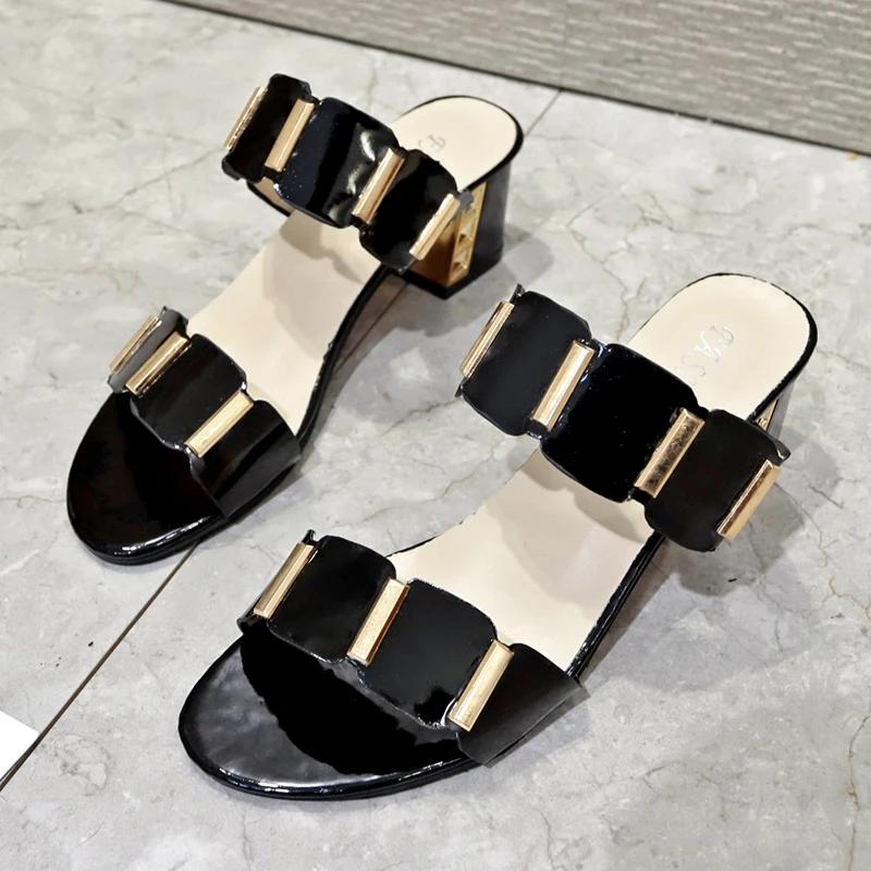 Модные летние женские тапочки на высоком каблуке, открытые туфли Oe для женщин, сандалии с круглым носком и квадратным каблуком, модные шлепанцы для улицы