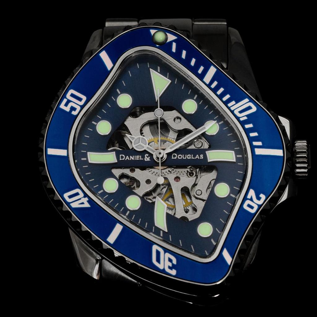 Часы Daniel Douglas механические автоматические BROKEN MARINE DD8811 скелетон с ручным заводом серебристые DANIEL&DOUGLAS и мужские (Двухцветный синий)