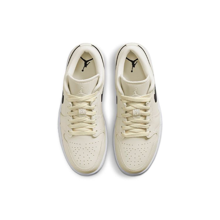 Женские кроссовки Air Jordan 1 Low Coconut Milk кремово-черные белые DC0774-121
