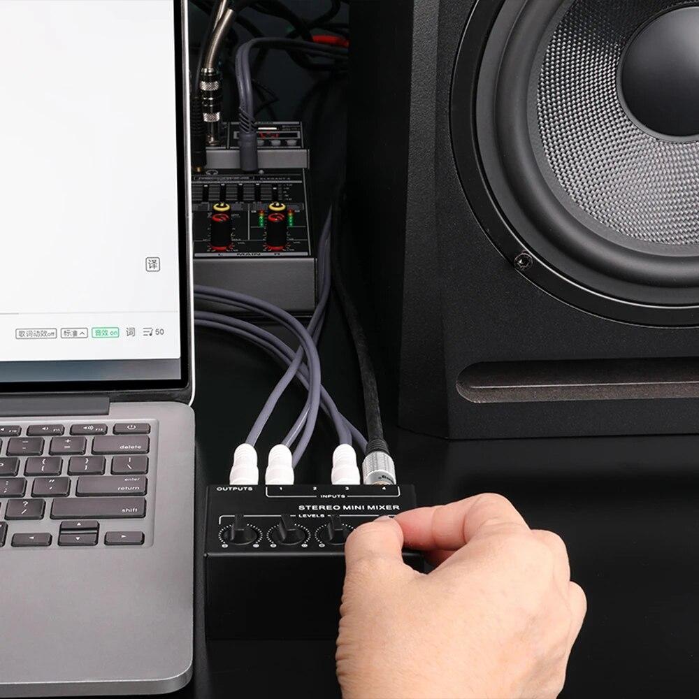 Mini Stereo Audio Mixer Independent Channels Adjustable Volume / RCA 4 Channels Input No Need To Connect Power CX400