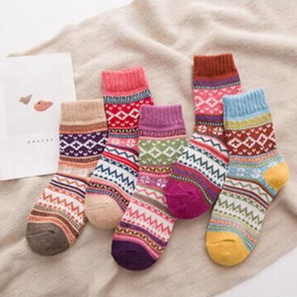 Теплые женские носочки с разроцветным орнаментом из кроличьей шерсти