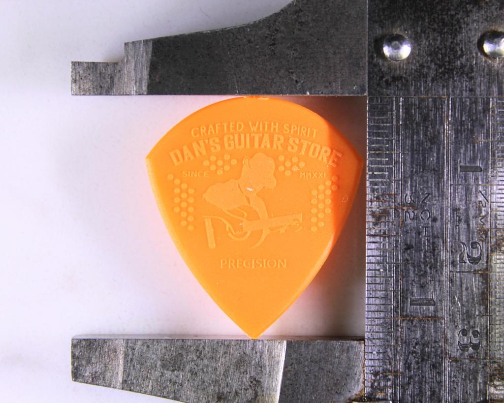Dan's Guitar Store Precision Guitar Pick Tapered - These 10 Adjustable Thickness Double-bevel Extra-grip Guitar Picks Feature Flexible Picking Ends