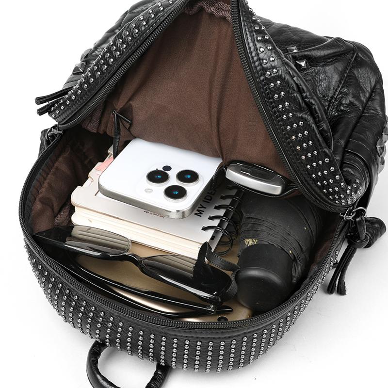 Рюкзак с заклепками Модный рюкзак в стиле панк для женщин Повседневный легкий рюкзак с деталями-шипами для ежедневных поездок, школы и путешествий