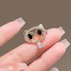 High-End Women's Cute Cat Brooch: Hollow Anti-Exposure Pin for Shirt Collar & Corsage
