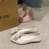 Fashion Women's Large Size Flat Shoes Autumn New Pointed Head Shallow Mouth Flower Light Soft Sole Non-slip Single Shoes