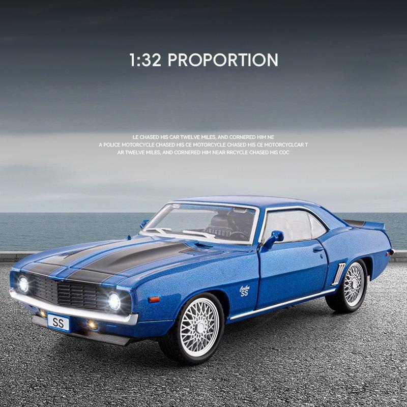 Diecast 1:32 Scale Camaros SS Alloy Sports Car Model with Sound and Light Pullback Metal Toy Car Gift Children Boy Miniature