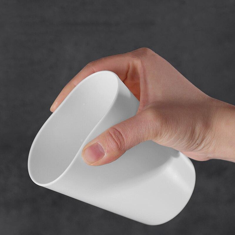 Simple Mouthwash Cup Creative Travel Portable Plastic Brushing Cup Household Drinking Cups