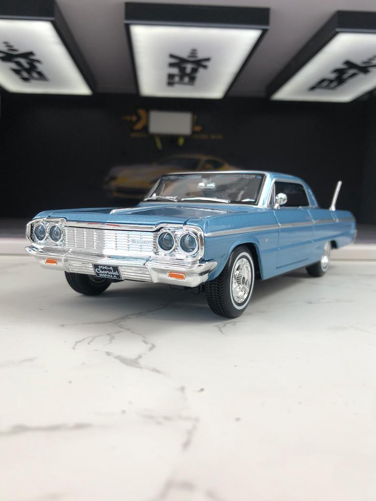 Майсто 1:26 симуляция цинковый сплав 1964 Chevrolet lmpala SS модель автомобиля, статический орнамент, металлический коллекционный подарочный автомобиль