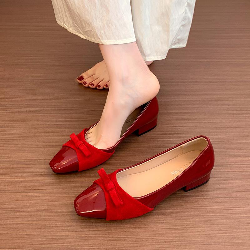 Thick Heel Fairy Patent Leather Bow Single Shoes Light Mouth Square Head Commuting Splicing Low Heel Shoes Gentle Red Nude