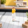Миниатюрная фигурка девочки в масштабе 1/64, украшение для микро-сцены, хобби-декор, фигурка