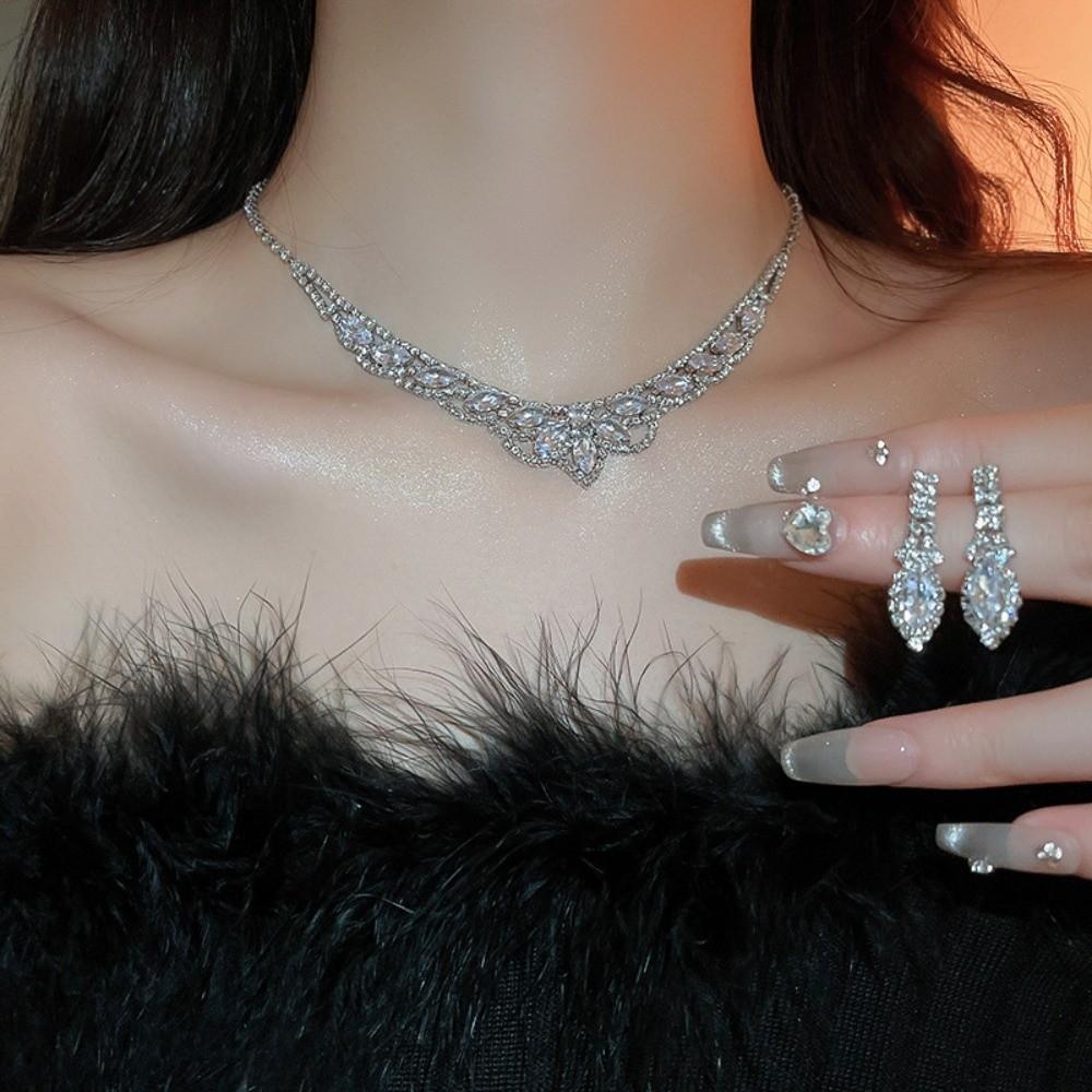 3Pcs U-Shaped Water Drop Pendant Necklace European Style Crystal Bride Jewelry Set Ladies Gift