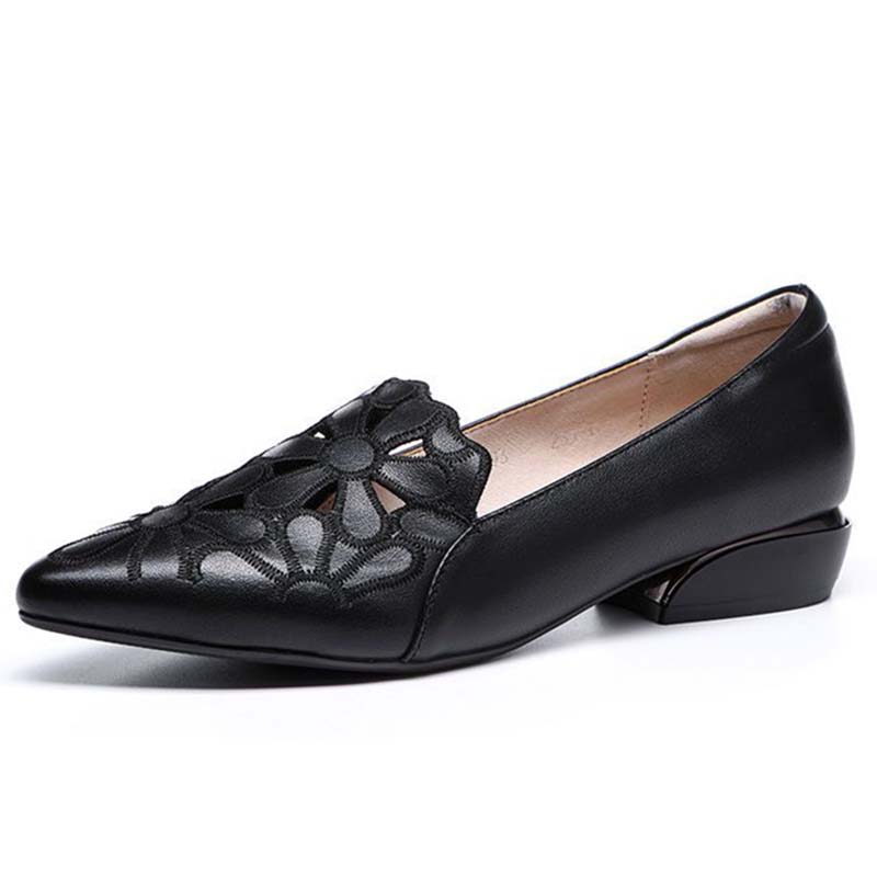 Мягкие кожаные резные полые женские кожаные туфли, мокасины, рабочая обувь, босоножки с мягкой подошвой на толстом каблуке, удобные модные весенне-летние туфли