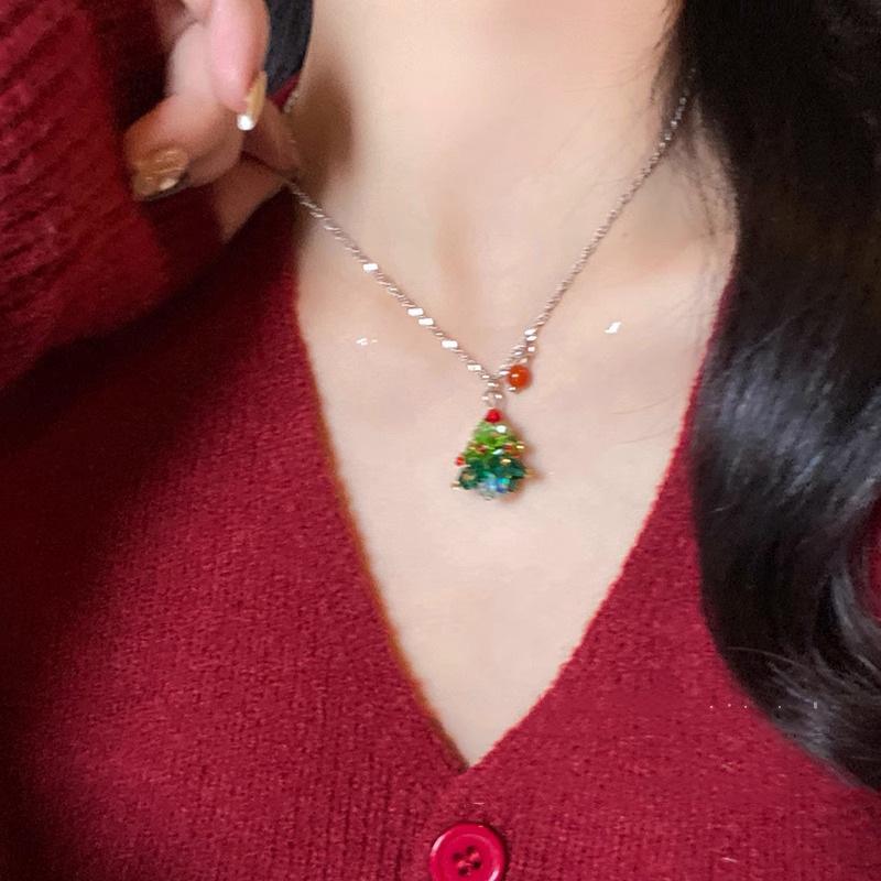 2024 Women's Christmas Tree Pendant Necklace - Festive Clavicle Sweater Chain