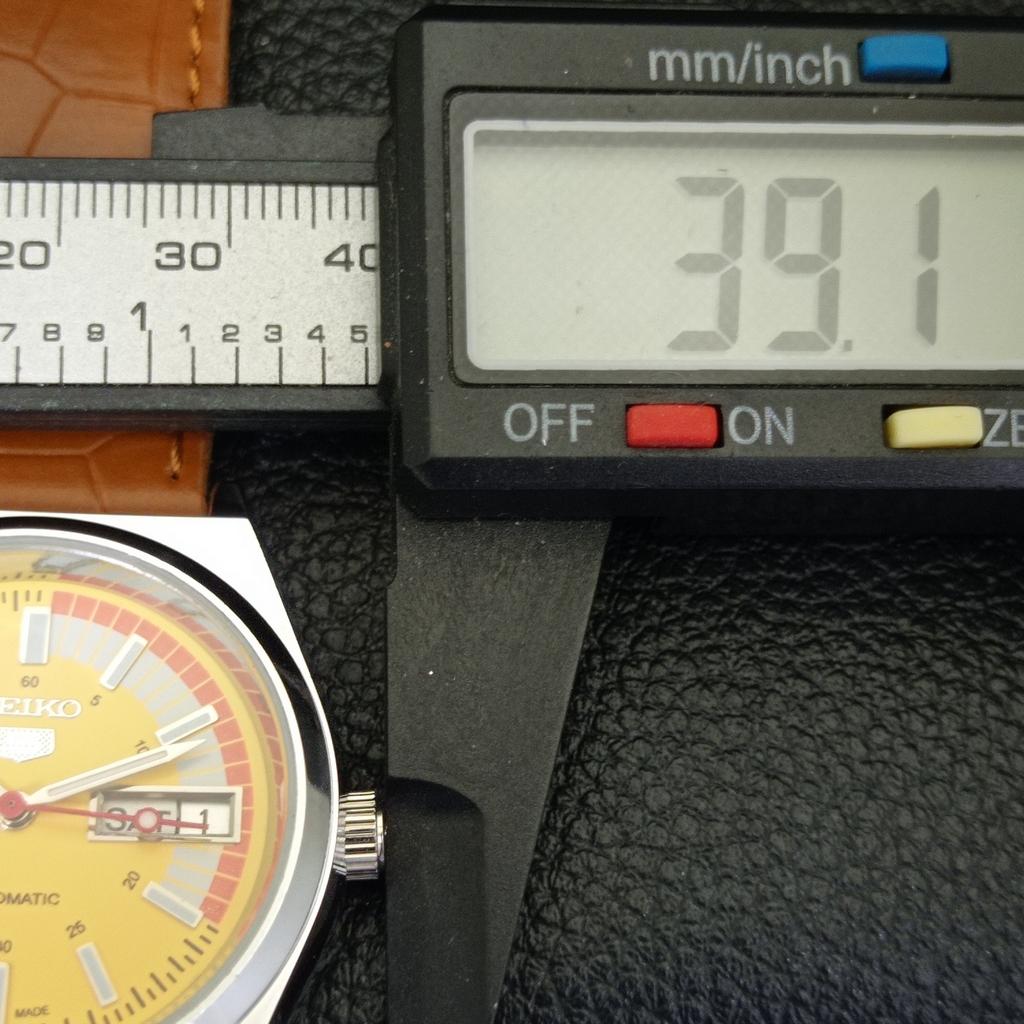 SEIKO 5 AUTOMATIC VINTAGE REFURBISHED 6309A JAPAN MENS YELLOW WATCH a440890-4
