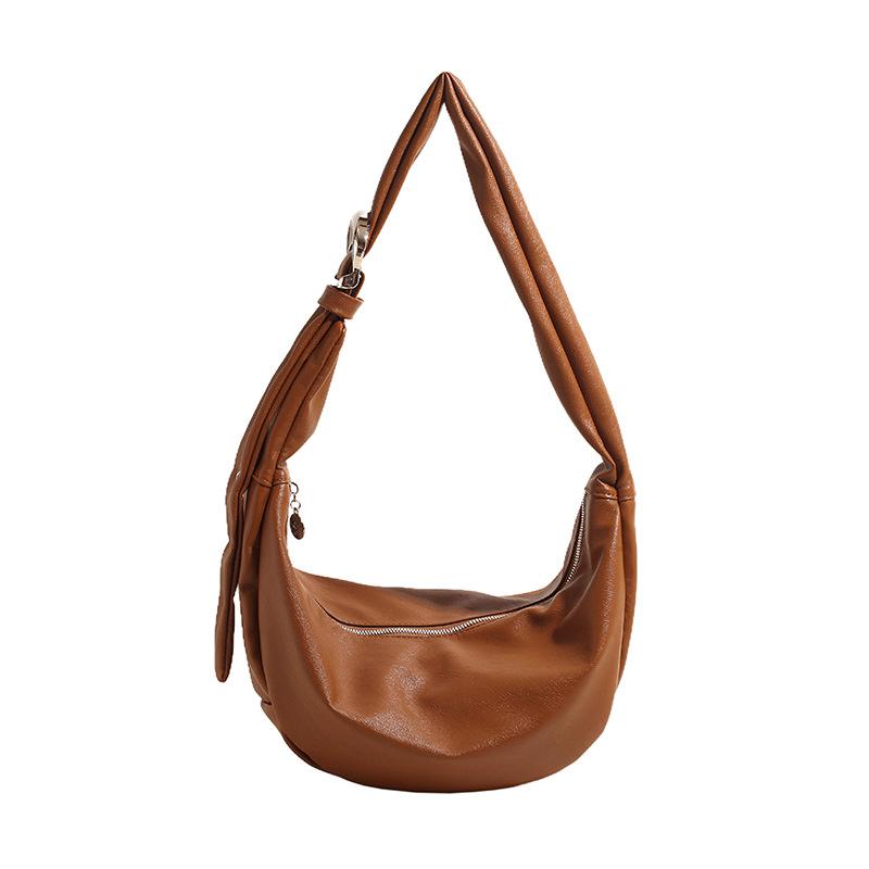 Модный и ленивый досуговый темперамент 2025 осень и зима женская новая ins текстура простая на плечо кроссбоди сумка-пельмень