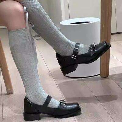 Винтажные британские туфли Мэри Джейн, маленькие кожаные туфли женские, лето 2025, новая коллекция, обувь на толстом каблуке с открытым подъемом в стиле дарк-панк