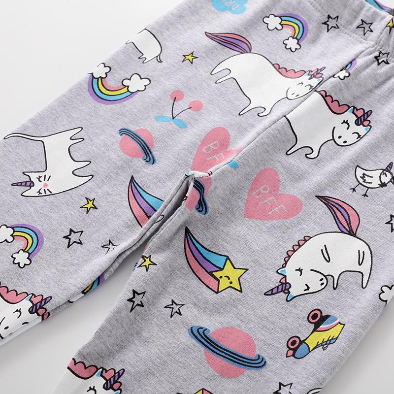 Леггинсы для девочек на осень 2023 года — детские брюки маленького и среднего размера на весну и осень