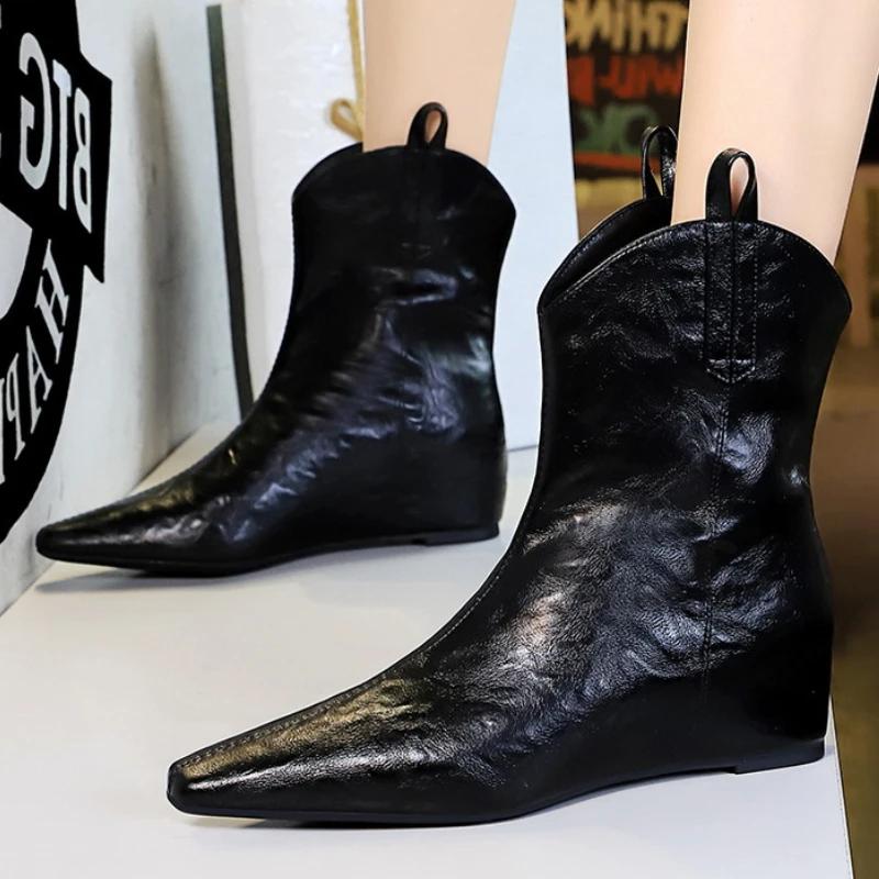 Bigtree Elegant Women'S Boots New Style Square Toe Flat Bottom Inner Height Boots Hand Scratch Pattern Casual Ankle Boots