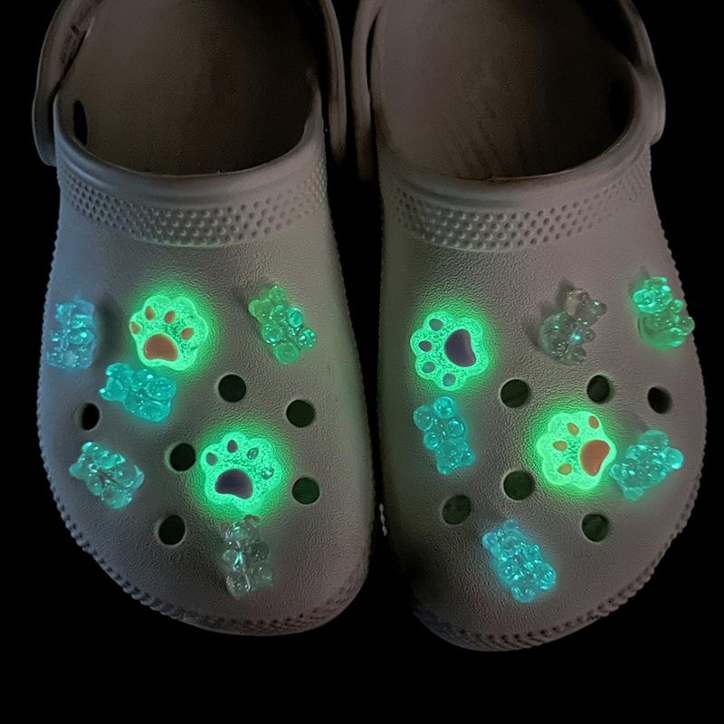 14Pcs/Set Luminous Bear+Bear Footprint Combination Decoration For Clogs Detachable Accessories Shoe Charms Decoration