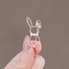 Japanese Exquisite Love Metal Rabbit Brooch Design Sense Cute Simple Suit Brooch Anti-Light Fixed Collar Pin