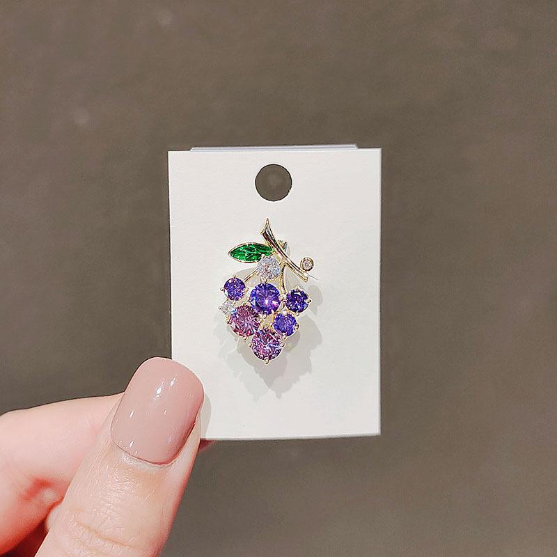 Exquisite Mini Crystal Grape Brooch - Cute Anti-Exposure Fixed Buckle Collar Pin for Women