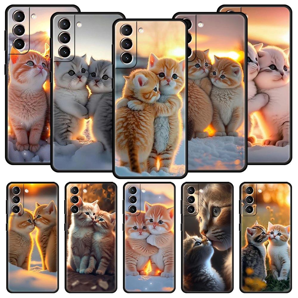Чехол для телефона 'Целующийся кот' Милый котенок Для Samsung Galaxy S25 S24 S23 FE S22 Ultra S20 S21 5G S10 Plus S10E Мягкая черная крышка