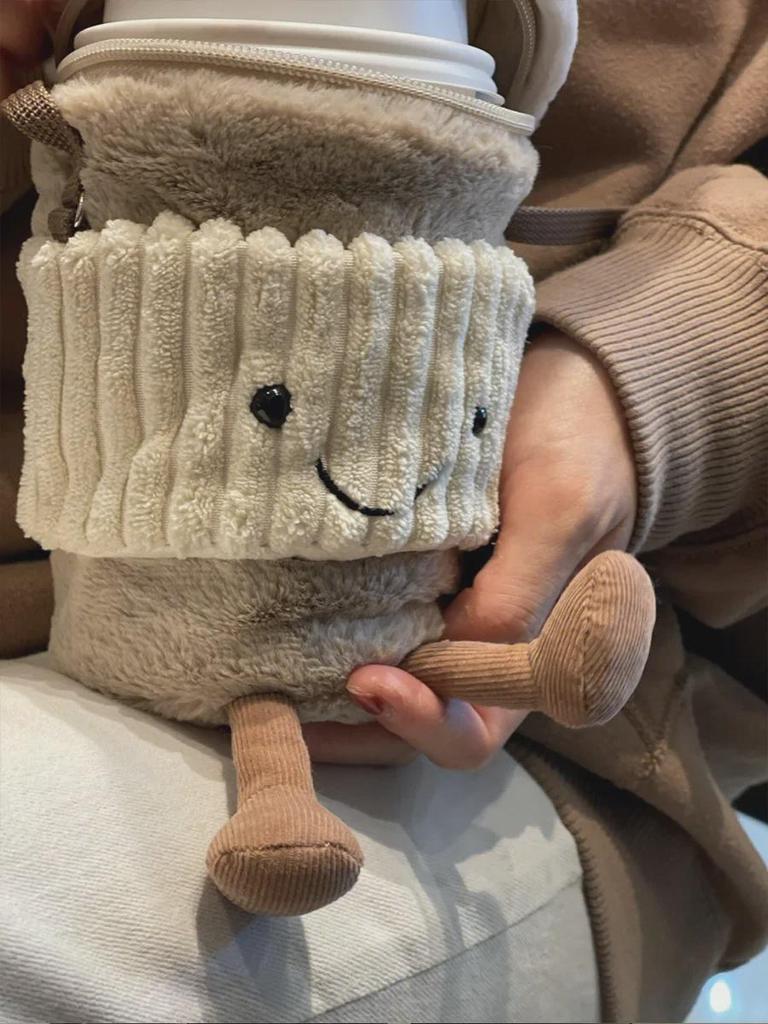 Набор из британского мультяшного кофе и сумки-мессенджера: Женская плюшевая игрушка и подарочный пакет для чашки молочного чая