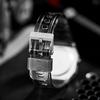 Casio Квадратные часы серии Vintage, водонепроницаемость 50 м, кварцевый механизм, ремешок из нержавеющей стали, мужские часы, белый B640WDG-7