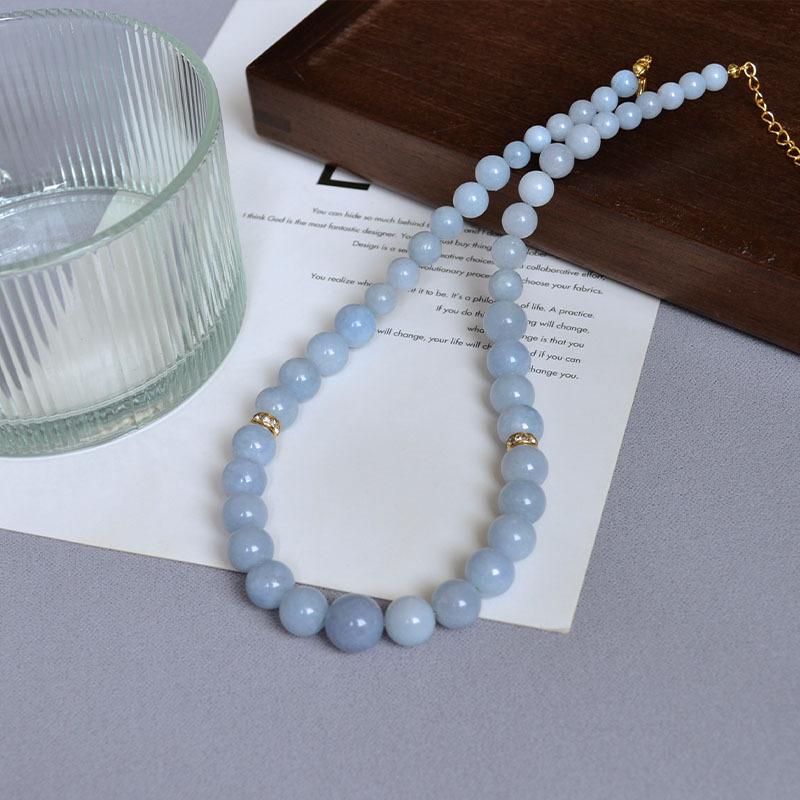 Niche Design Fashion Exaggerated Gradual Change In Size Light Blue Sea Blue Treasure Real Stone Beaded Temperament Personalized Necklace