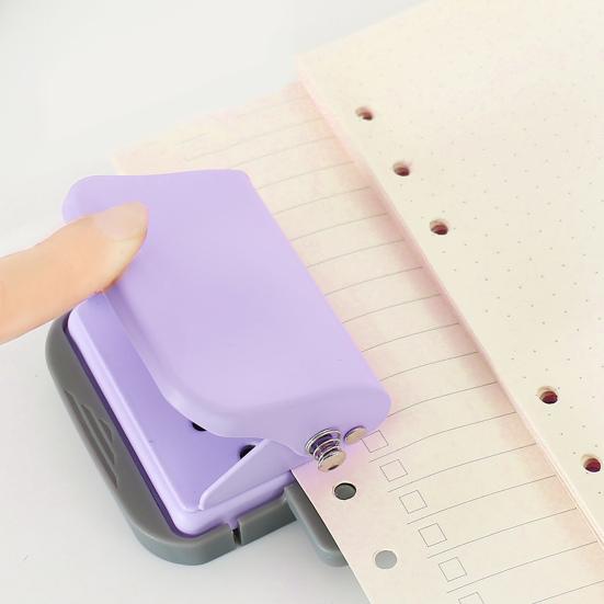 Дырокол Мощный дырокол на 6 отверстий с хранением обрезков бумаги Простой в использовании Нескользящий пластиковый дизайн Многофункциональный перфоратор для книг с отрывными листами B5