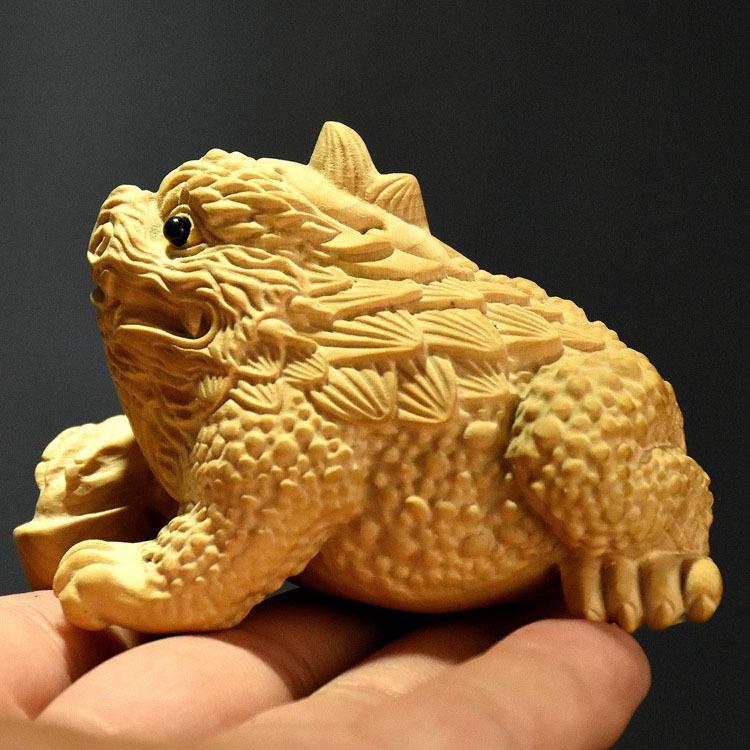 1 Pc Boxwood Golden Toad Ornament Animal Modeling Woodcarving Handicrafts Home Decoration Car Decoration Feng Shui Ornaments