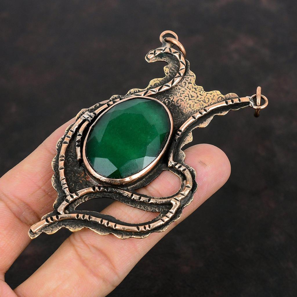 Ограненный замбийский изумрудный кулон, медный кулон, элегантный кулон, медные украшения ручной работы, кулон с драгоценным камнем, подарок для нее, ювелирные изделия из замбийского изумруда