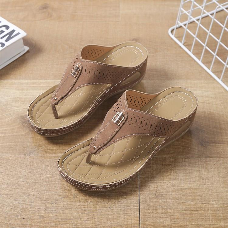 Women's Wedge Flip Flops Solid Color Slip On Summer Sandals Casual Classic Outdoor Beach Shoes Fashion Hollow Out Large Size 43