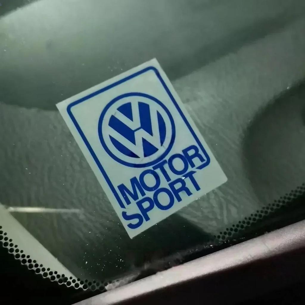 2025 Горячие JDM Статические Наклейки на Лобовое Стекло Автомобиля Для Volkswagen Golf MK6 MK7 Passat Polo T5 Magotan Touran Scirocco Декоративный Эмблема