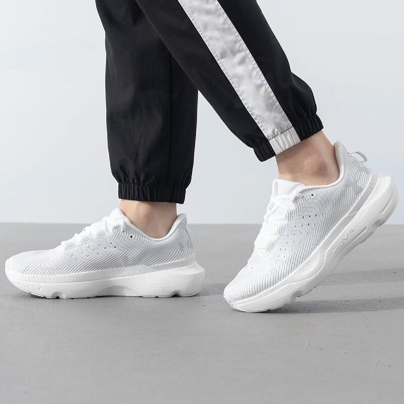 Under Armour Men's Seasonal Lifestyle Running Shoes