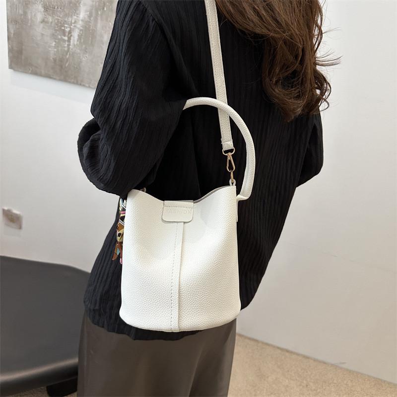 Stylish And Trendy Korean Aesthetic Bucket Bag For Women In Black Blue Yellow White