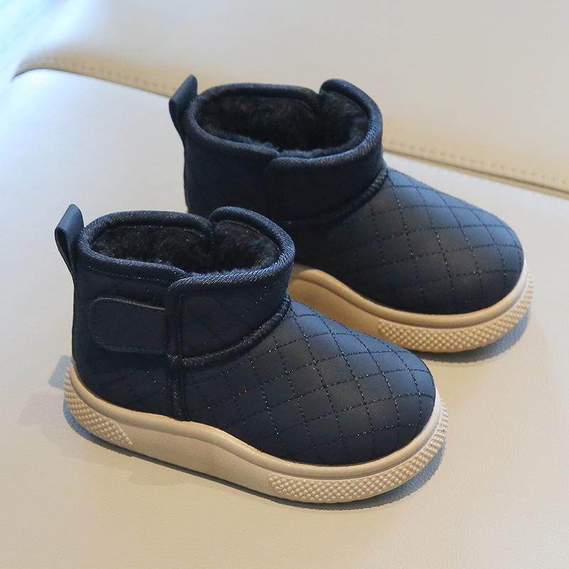 Детские зимние ботинки 2025 года, новые зимние короткие ботинки для мальчиков, утепленные и утолщенные, хлопковые ботинки для девочек, теплая детская хлопковая обувь