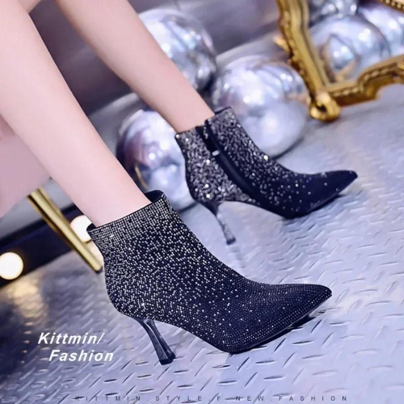 Женские короткие туфли на каблуке с острым носком, ботильоны на очень высоком каблуке со стразами, качественные зимние ботинки 2025 года по акции