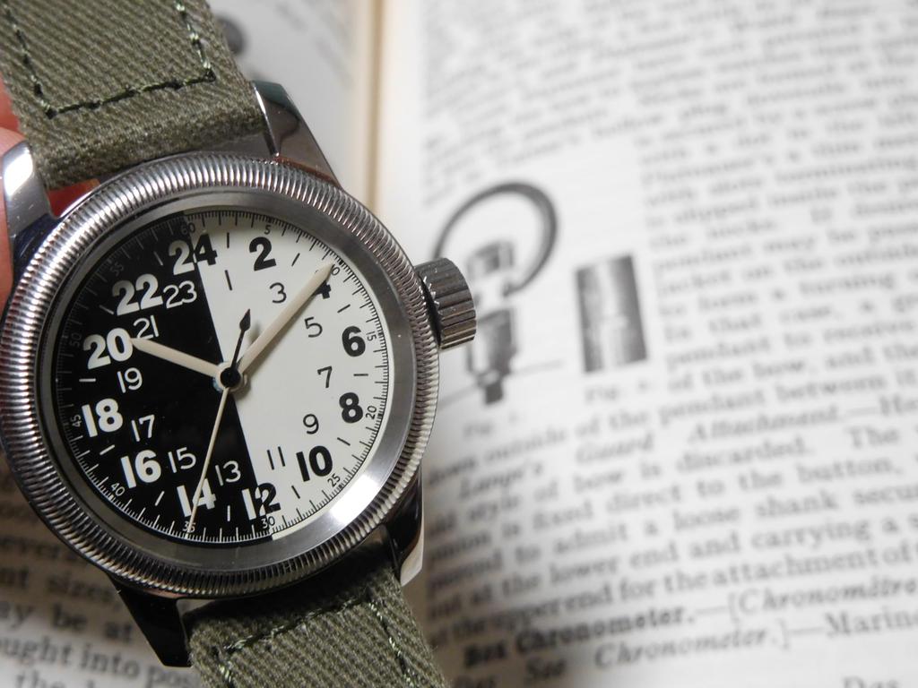 Военные часы ТИП 24H ночь день зеленый ремешок из ткани [MRMW] мужские A-17a &