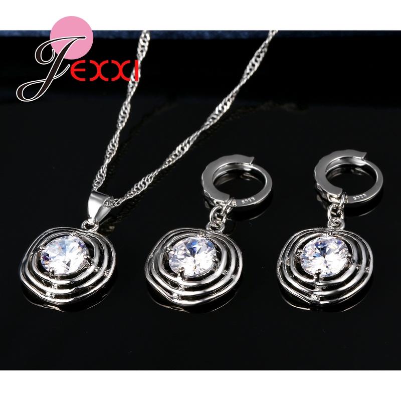 Top Quality Girl Accessories 925 Sterling Silver Color Color Hollow Circle Crystal Necklace Earrings Funny Women Jewelry Sets