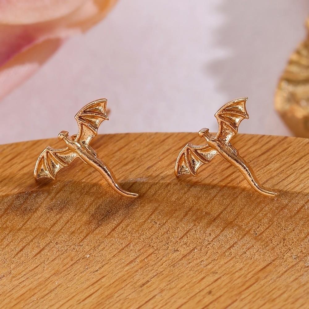 Small Vintage Dragon Earrings Personality Flying Dragon Stud Earrings Metal Stud Earrings Daily