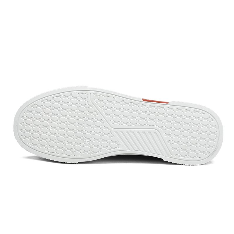 Lightweight Men's Canvas Shoes New Fashion Sneakers For Men Comfort Casual Shoes Outdoor Vulcanized Shoes Flat Walking Male