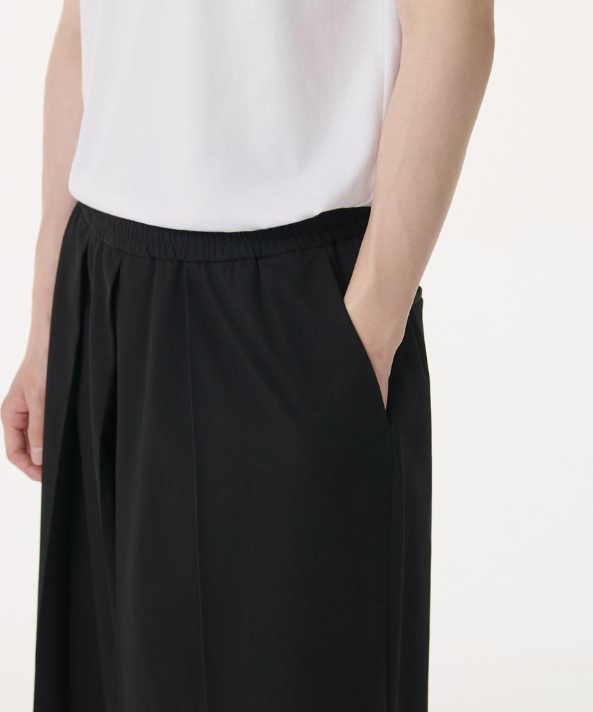 MUSINSA STANDARD Maximal Skirt Slacks [Black]